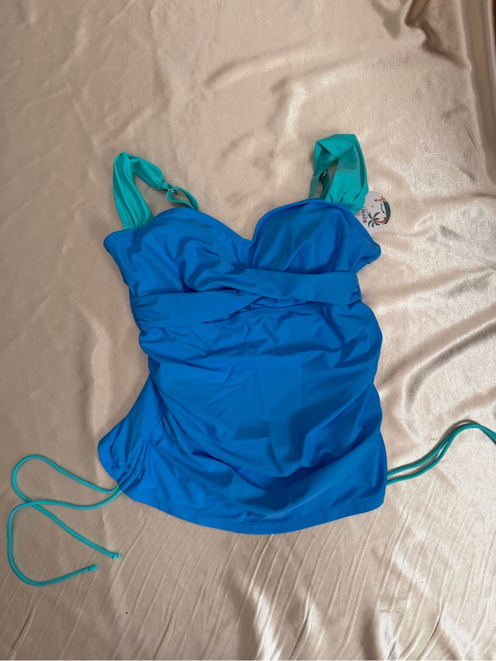 B2PRITY Twist Front Tummy Control Ruched Tankini Swimsuit Top in Blue Large NWT